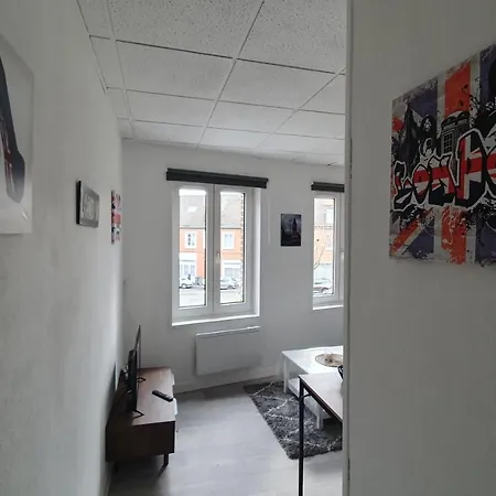 Charmant Deux Pieces Centre Cantimpre3 Cambrai Exterior photo