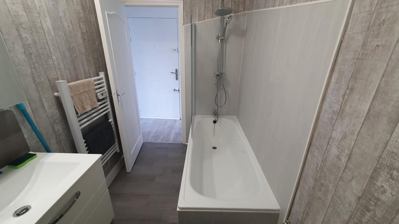 Deux Pieces Centre Cantimpre3 *